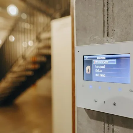 Apartmán Dream - Exclusive Centre Loft With Free Parking & High Speed Wifi *